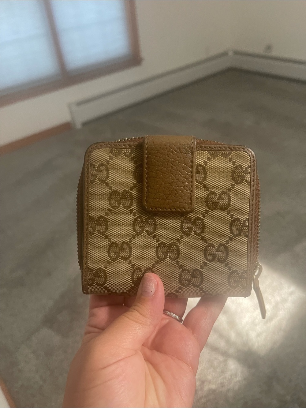 Authentic Gucci wallet - Picture 2 of 9